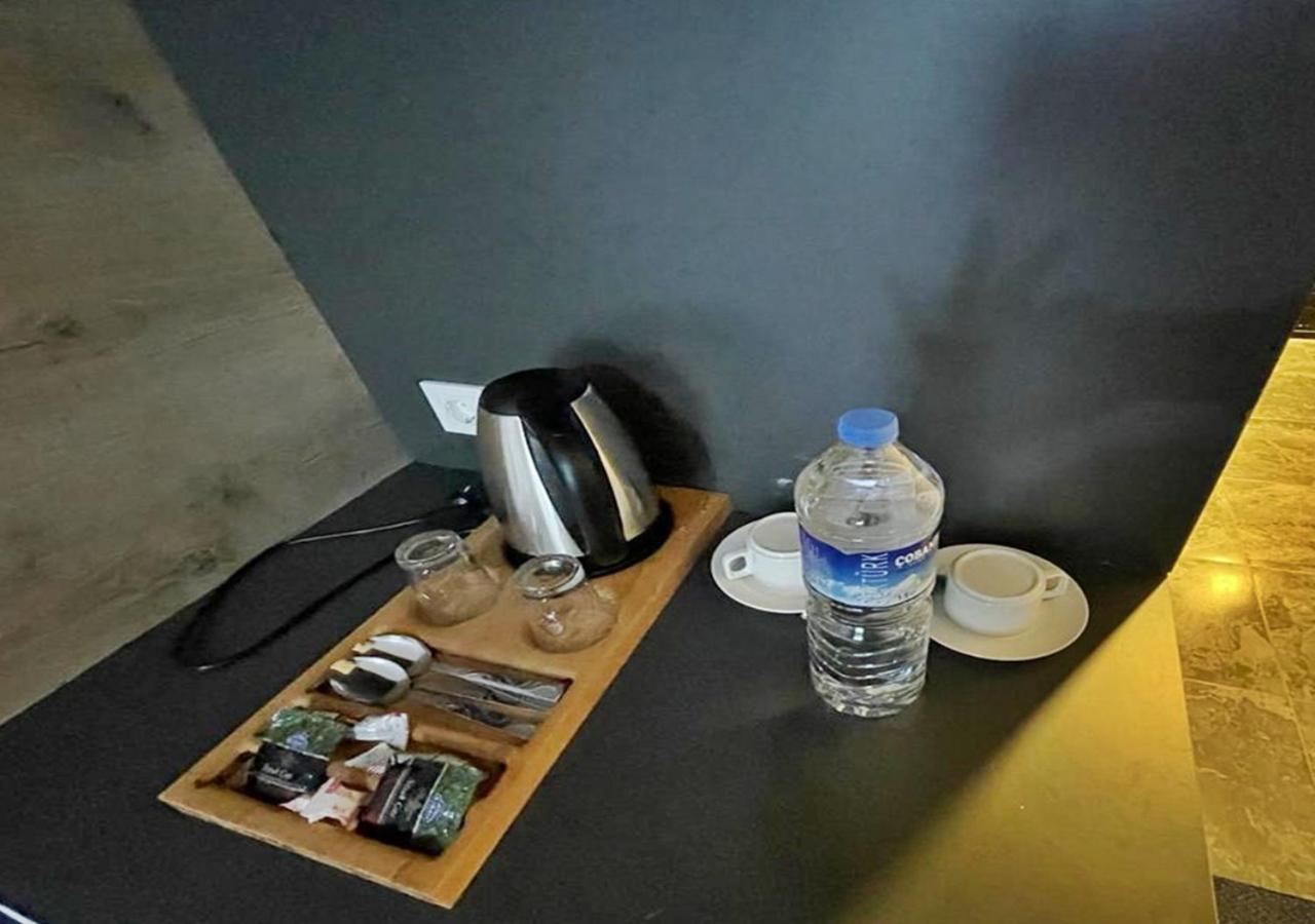 Beypark Hotel Istanbul Bagian luar foto